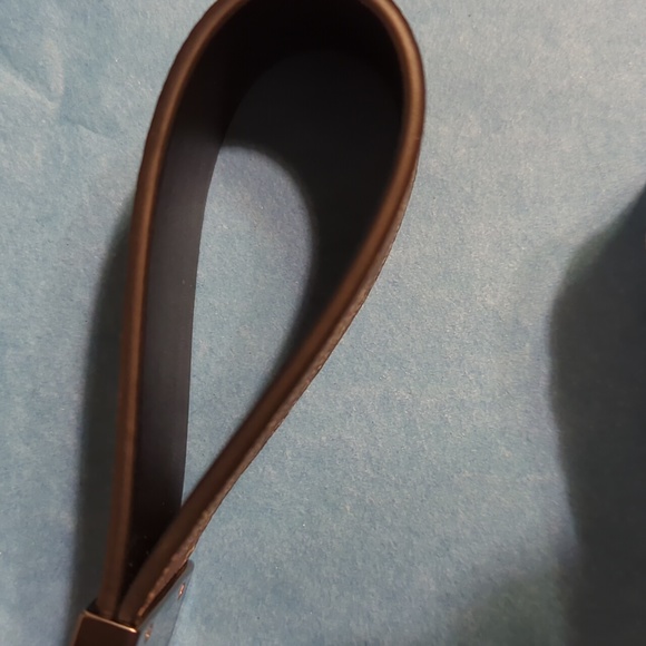 NWT 🫶 COACH 🫶 leather/canvas 🌟LOOP KEY FOB SIGNATURE KHAKI/GUNMETAL 🎁 GIFT! - Picture 7 of 8